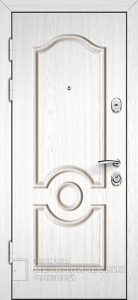 Фото «Серая дверь №19»  в Лосино-Петровскому